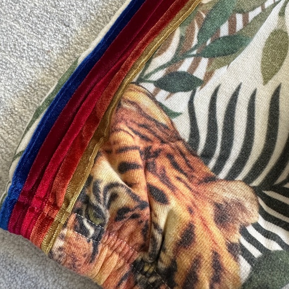 women’s VELVET TIGER AVIATOR NATION JOGGER SWEATPANTS, Size L - Picture 5 of 8